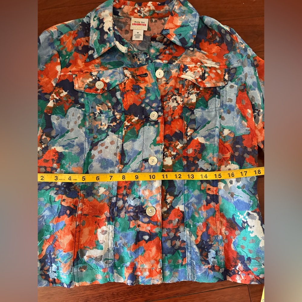 Ruby Rd. Multicolor Abstract Button-Up Blouse - Picture 6 of 7